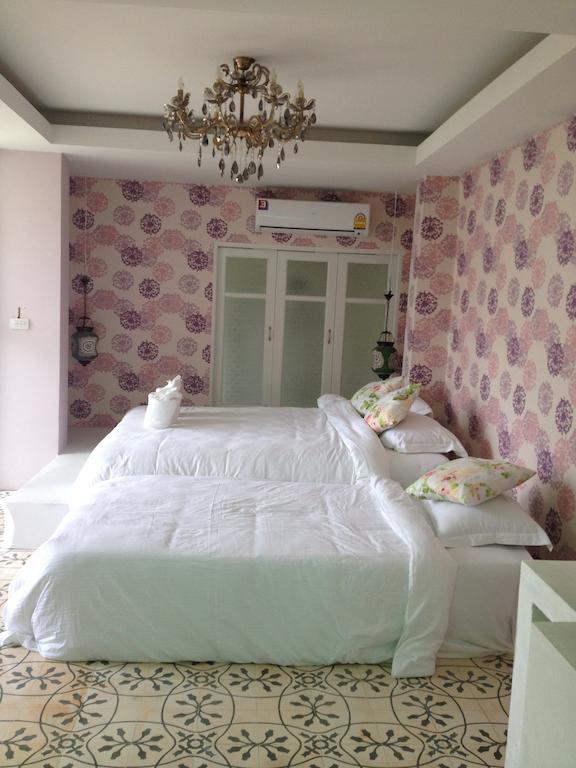 At Casa Guesthouse Amphawa Ruang foto