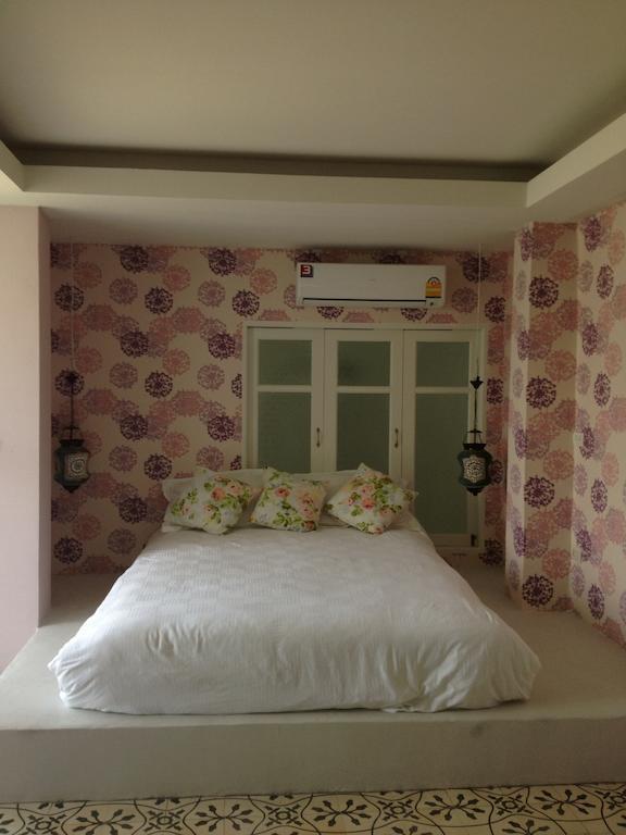 At Casa Guesthouse Amphawa Ruang foto
