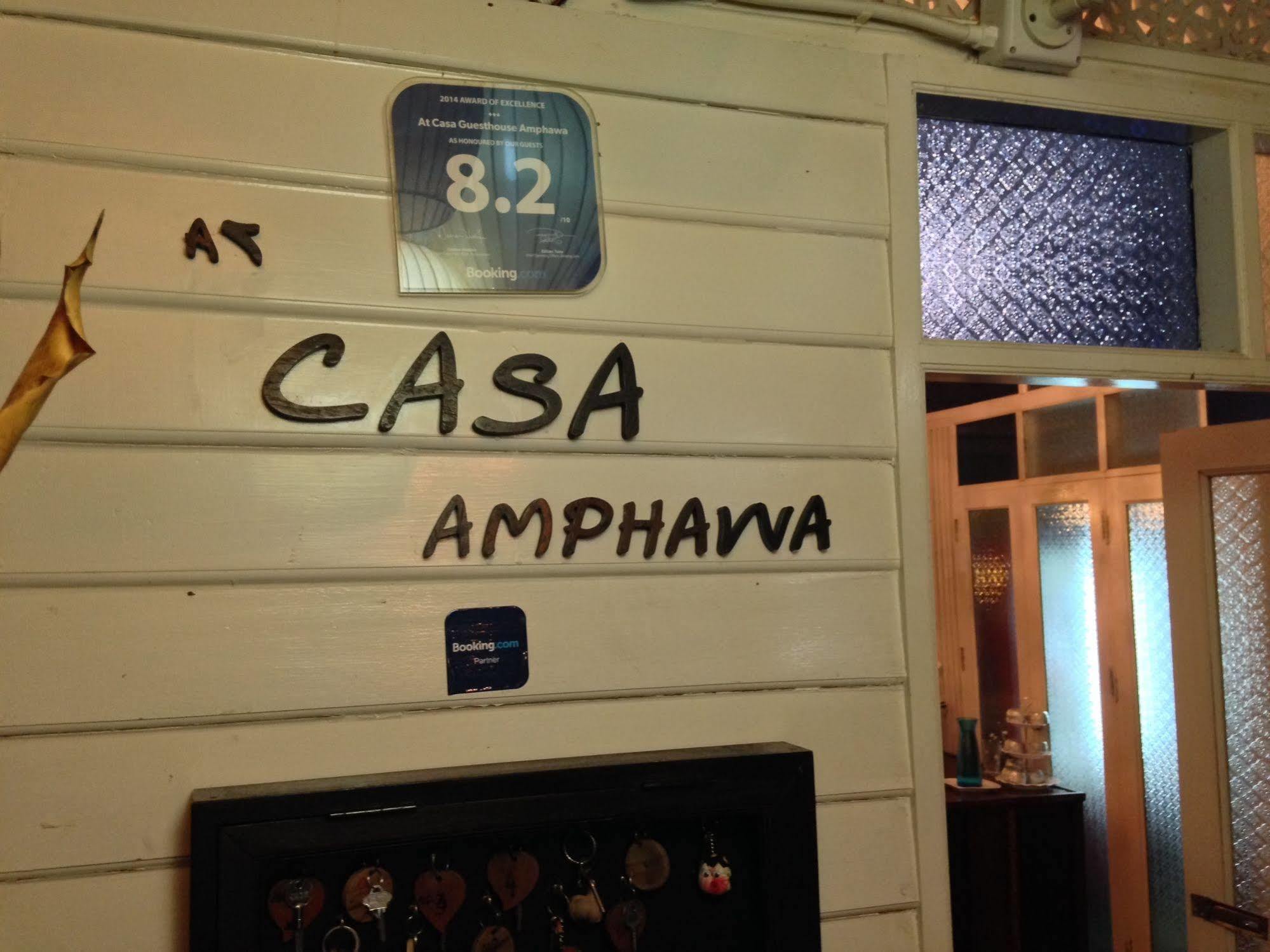 At Casa Guesthouse Amphawa Bagian luar foto